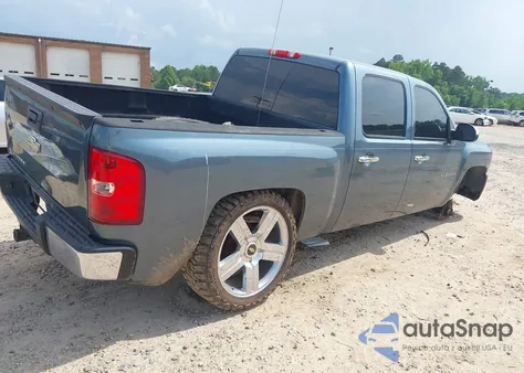2011 Chevrolet Silverado 1500 Lt z USA, uszkodzony, nr VIN 3GCPKSE35BG333526